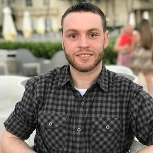 Meet your Posher, Zach